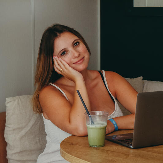 cassandra-polito-créatrice-de-contenu-ugc